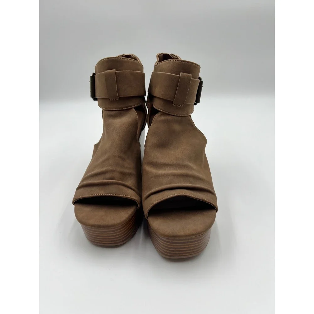 Maurices Waverly Brown Buckle Block Heel Platform Sandals 8.5 209996